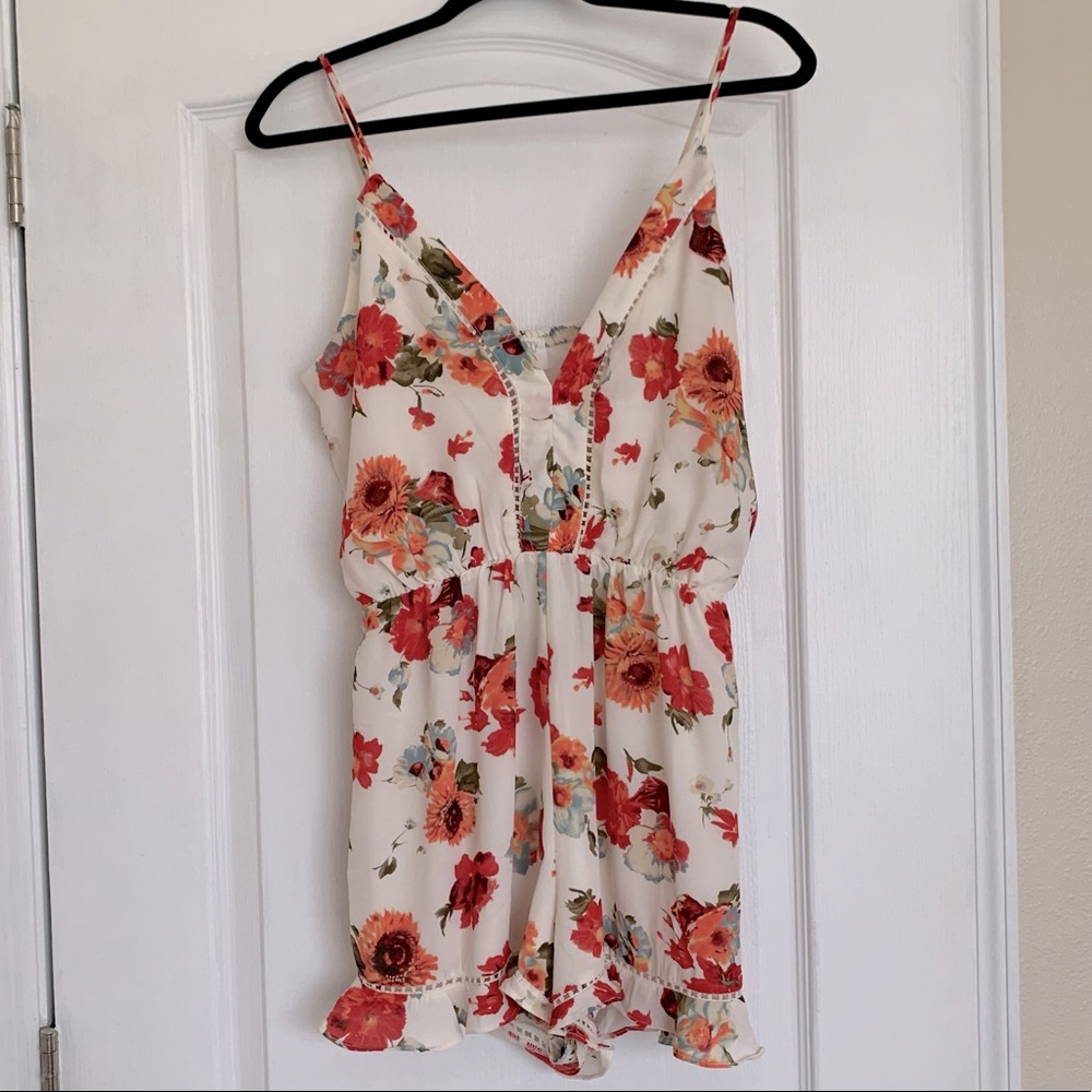 💖 Sienna Sky Floral Romper